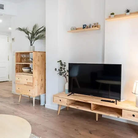 Apartment Loira Berdusan: Tranquilo Y Calido Apartamento De Una En Gran Avenida